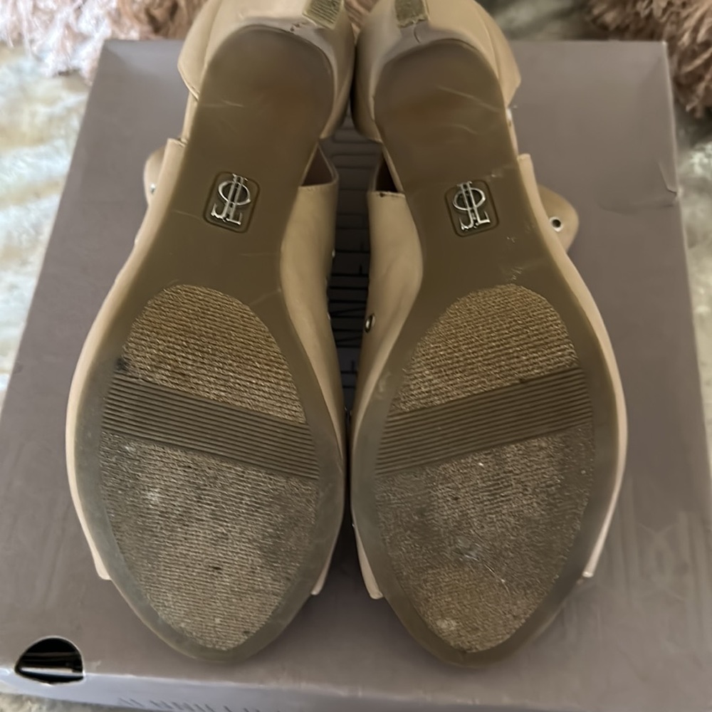 JLO MIANUDE shoes. Size 8.5. In mint condition. Original box. - Picture 4 of 10